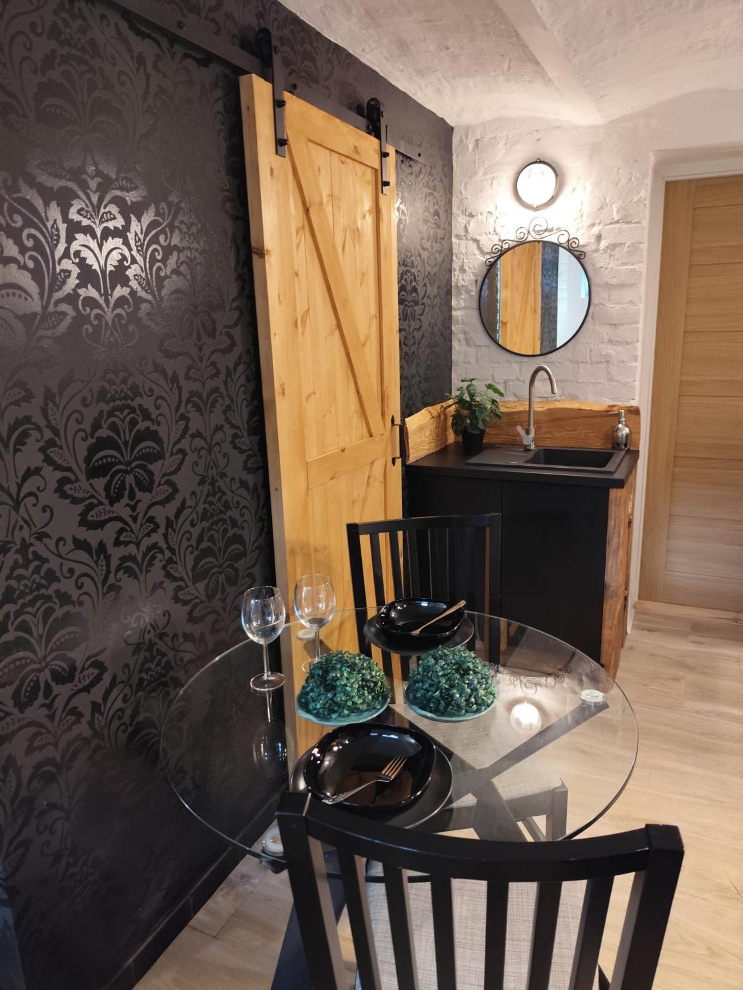 Przytulne Studio 4 Z Parkingiem Katowice Exteriör bild